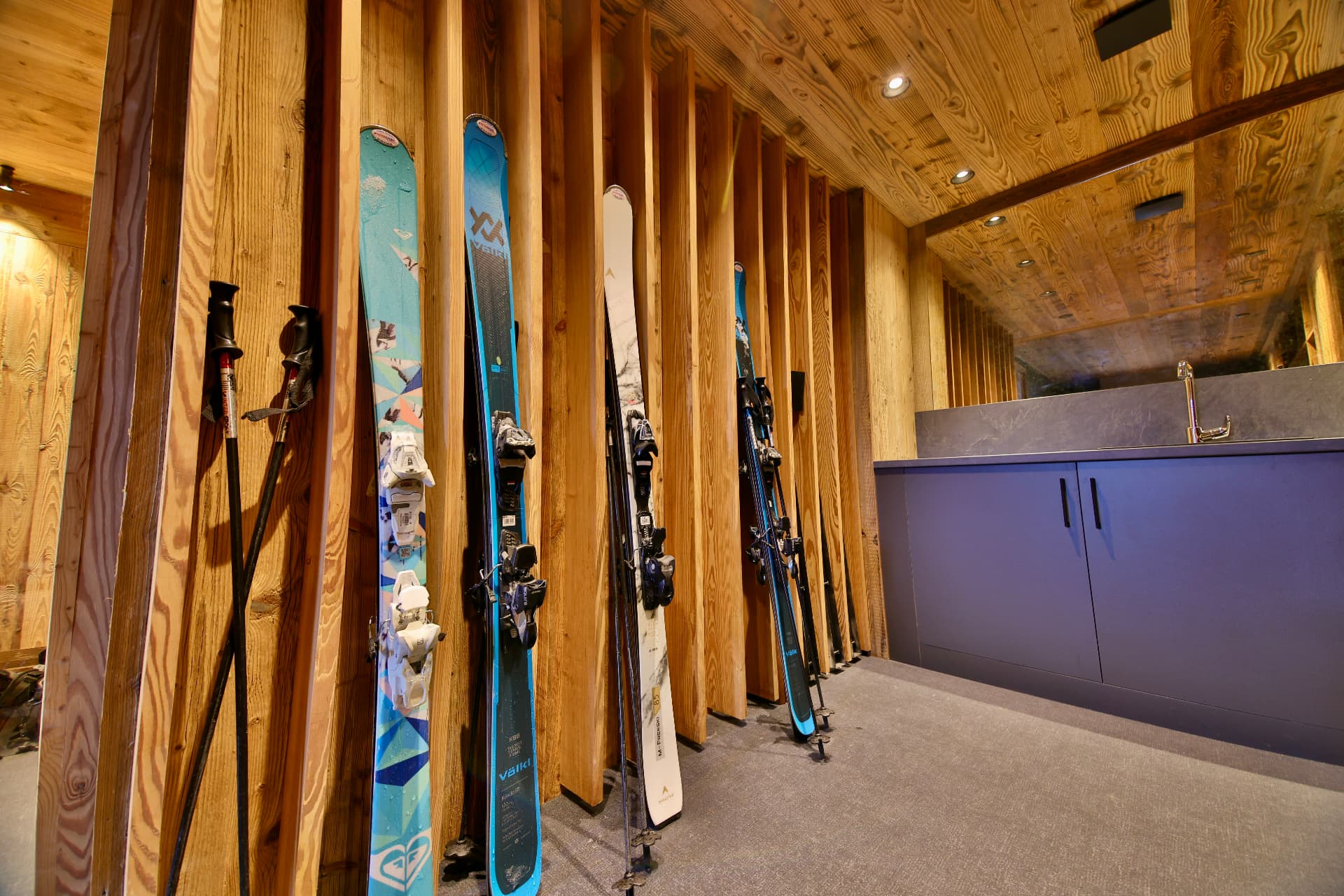 S’enraciner — Rez-de-chaussée d’Epicime Lodge, Peisey-Vallandry