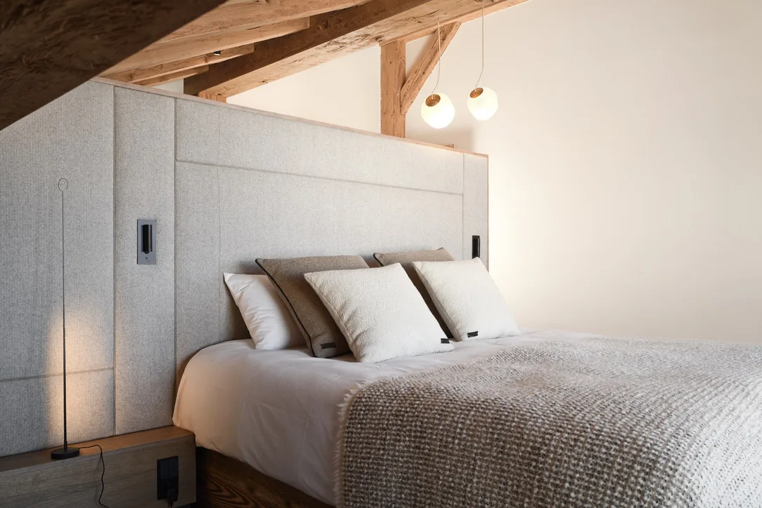 Chambre king size, vue générale à Epicime Lodge, Peisey-Vallandry